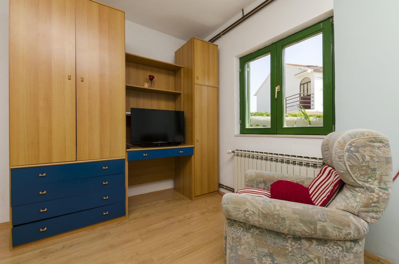 Apartments Luka Rogoznica  Exterior photo